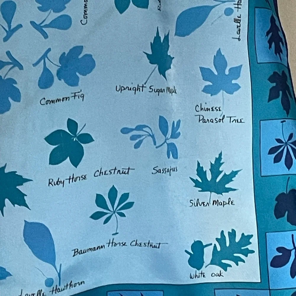 Vintage Vera Blues Scarf 22 In Sq Good Condition